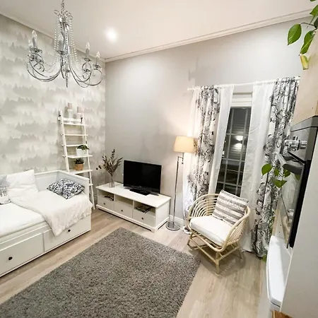 Naeppaerae Yksioe Saaristokaupungissa Apartmán