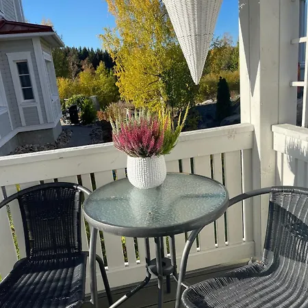 Apartment Naeppaerae Yksioe Saaristokaupungissa