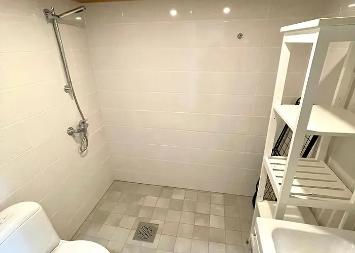 Naeppaerae Yksioe Saaristokaupungissa クオピオ